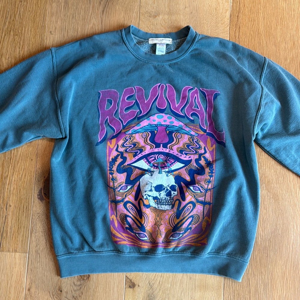 Urban Outfitters Revival Crewneck